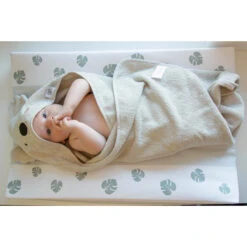 Blush & Blossom Leopard Lenny Badstof Badcape TR-BB4204 -babybenodigdheden tr bb4214 blush blossom koala kyle bath cape 01 1 1