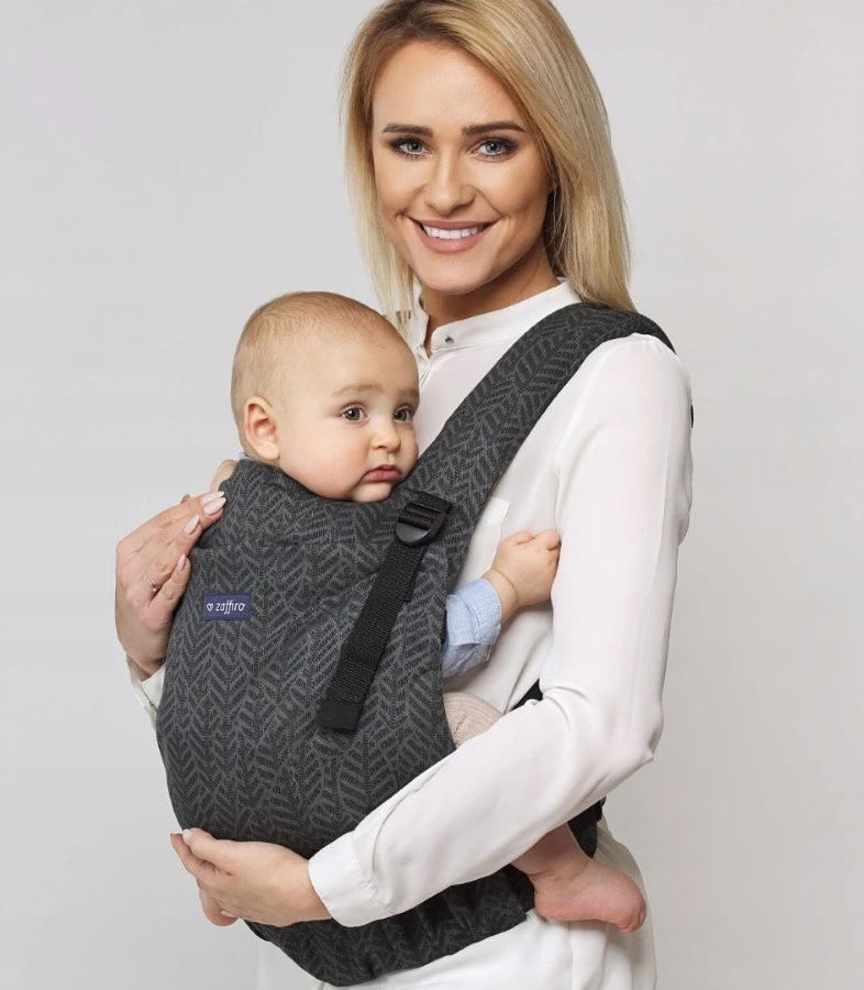 Zaffiro Ergo Graphite Leaves Ergonomische Draagzak 8302 Zaffiro Ergo Graphite Leaves Ergonomische Draagzak 8302 -babybenodigdheden zaffiro ergo draagzak 8